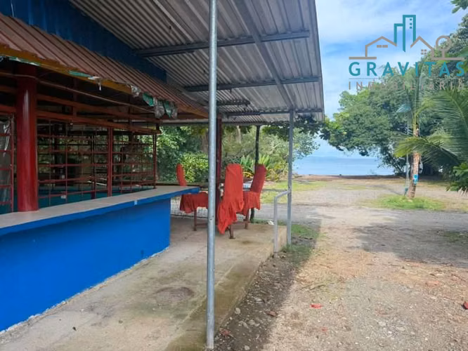 Ventas de propiedad con casa frente a playa Blanca, Puntarenas 3750m2 ID 2040