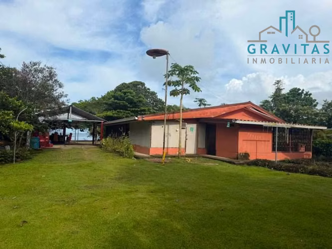 Ventas de propiedad con casa frente a playa Blanca, Puntarenas 3750m2 ID 2040