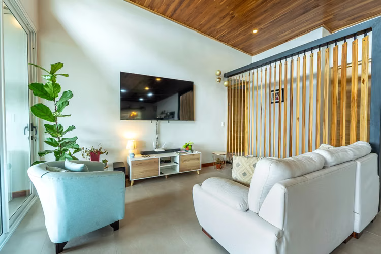 Casa de Una Planta Amueblada en Alquiler o Venta en Grecia - Imagen 6