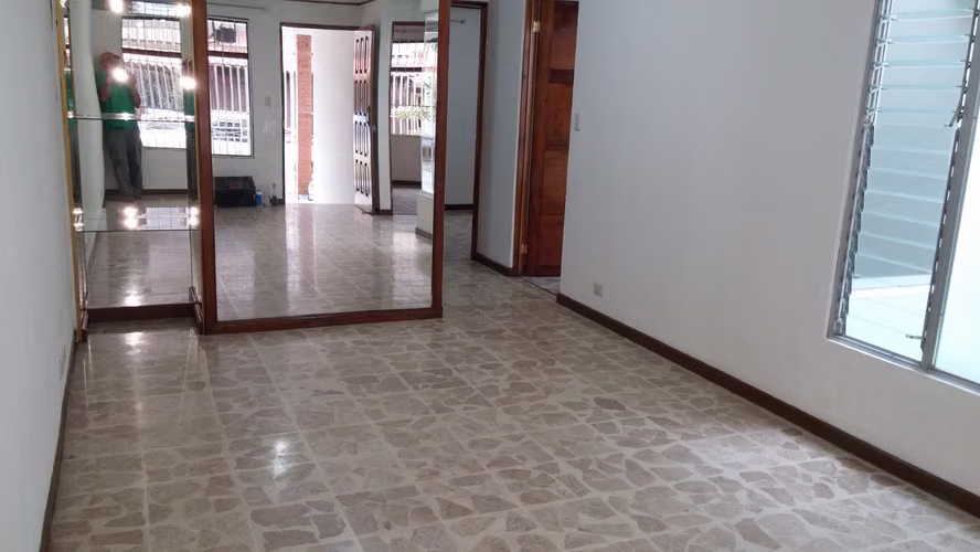 ALQUILER CASA EN CURRIDABAT LOMAS DEL SOL