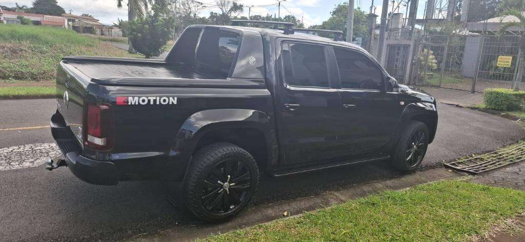 Wolkswagen Amarok V6 Black Style - Imagen 4