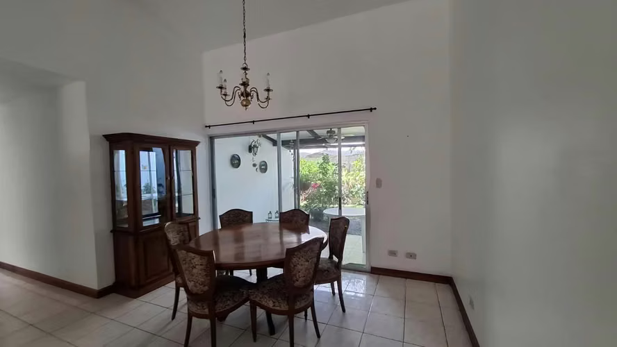 Casa en Alquiler - Pozos de Santa Ana - Imagen 5