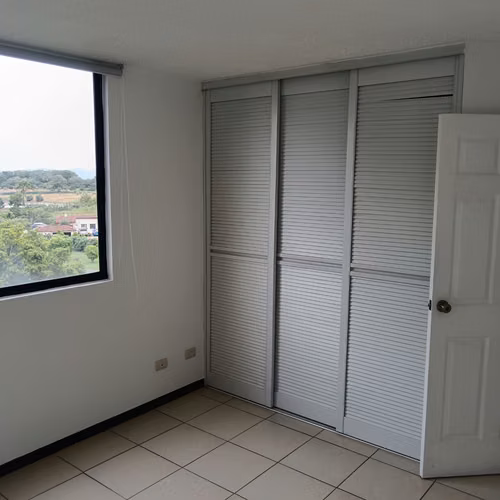 Apartamento 2 dormitorios 2 parqueos, Condominio Bosque Real, Concasa - Imagen 12