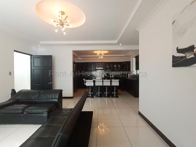 Alquiler de Casa AMUEBLADA en Barrio González-Lahmann, San José. 27-319 - Imagen 2