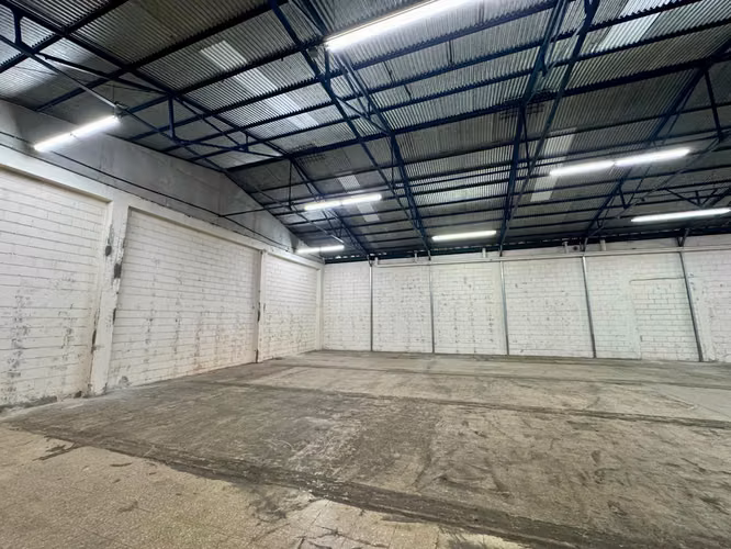 Alquiler bodega comercial en Barrio Pitahaya, San José | 631 m² - Imagen 4