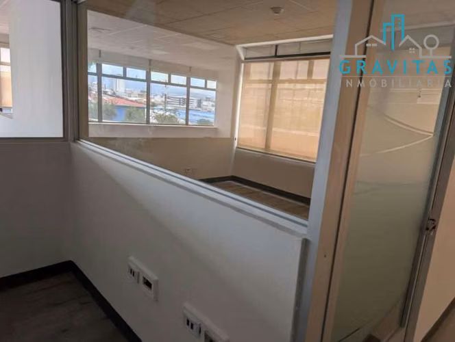 Alquiler de oficina corporativas en San José, 300m2 ID 2041 - Imagen 18