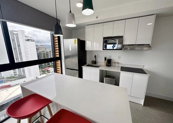 Moderno y acogedor apartamento, con increíbles vistas en Nunciatura. - Imagen 3