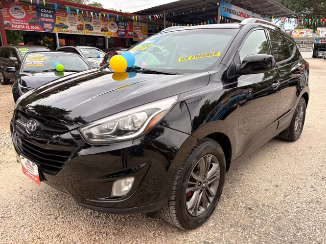 HYUNDAI TUCSON GLS-2015-AUTO-SHIFT TRONIC-4X2-8.475.000 - Imagen 1