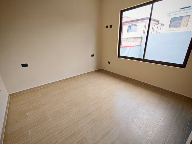 *Venta de casa en Quizarco Santo Domingo de Heredia. - Imagen 12