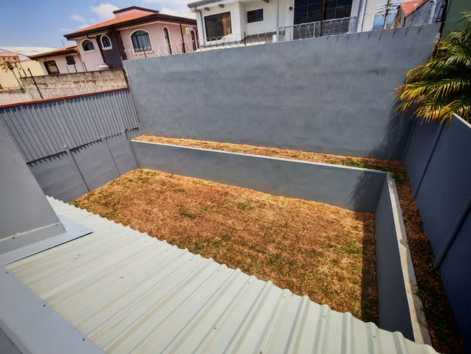 *Venta de casa en Quizarco Santo Domingo de Heredia. - Imagen 20
