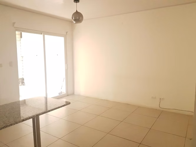 Lindo y amplio apartamento en San José Barrio Cuba! P085 - Imagen 6