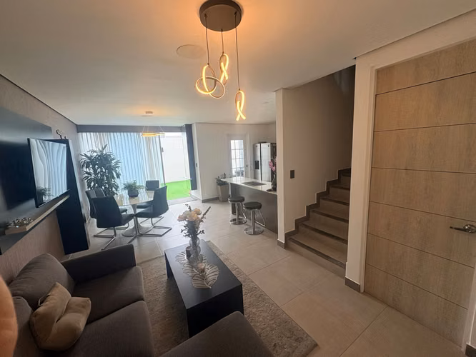 *Venta de Casa en Condominio en Santo Domingo de Heredia - Imagen 3