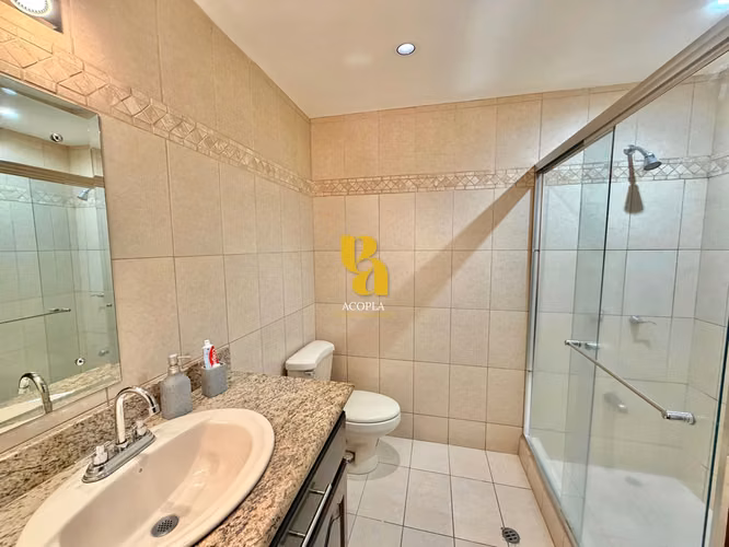 Alquiler de apartamento amueblado con terraza y vista en Escazú - Imagen 9