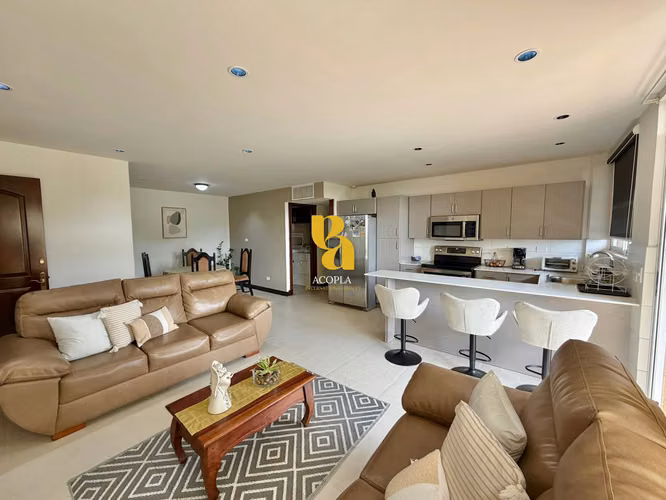 Alquiler de apartamento amueblado con terraza y vista en Escazú - Imagen 1