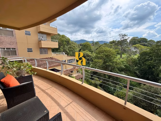Alquiler de apartamento amueblado con terraza y vista en Escazú - Imagen 3