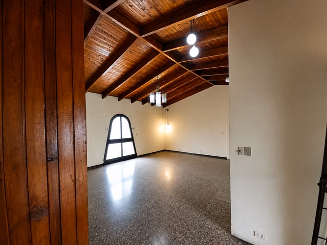 Local Comercial en Alquiler - Mercedes Heredia – Servicios Incluidos - Imagen 3