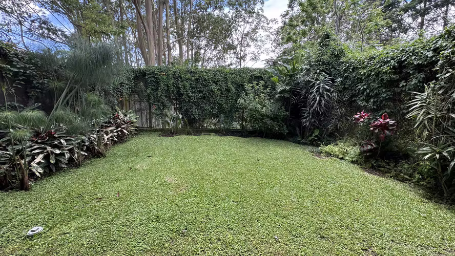 Venta de elegante y espaciosa casa, Curridabat, Granadilla. (FE) - Imagen 15