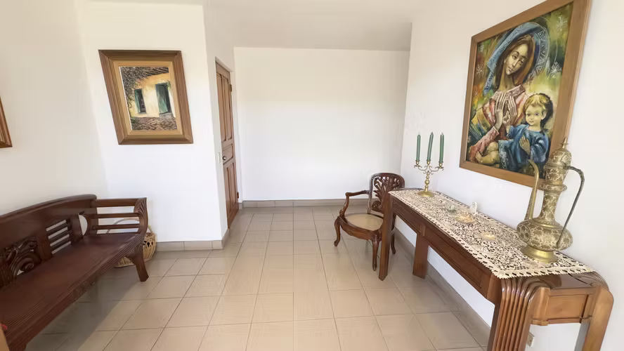 Venta de elegante y espaciosa casa, Curridabat, Granadilla. (FE) - Imagen 12