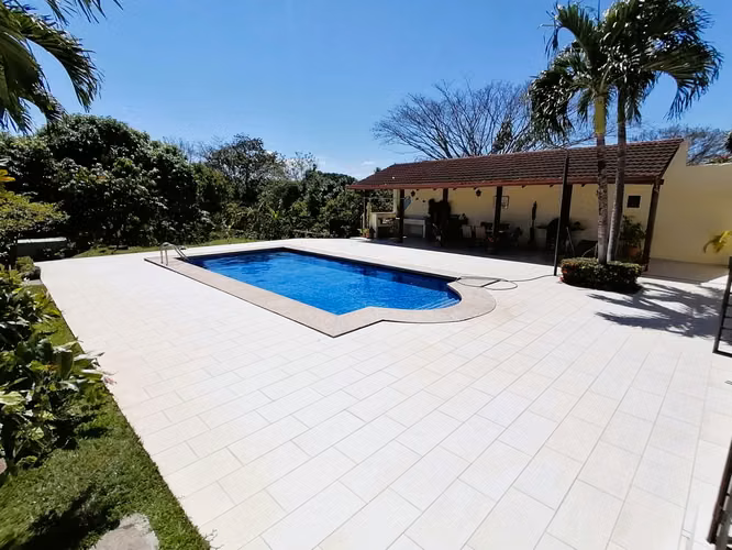 *Venta de quinta con piscina en La Garita de Alajuela. - Imagen 5