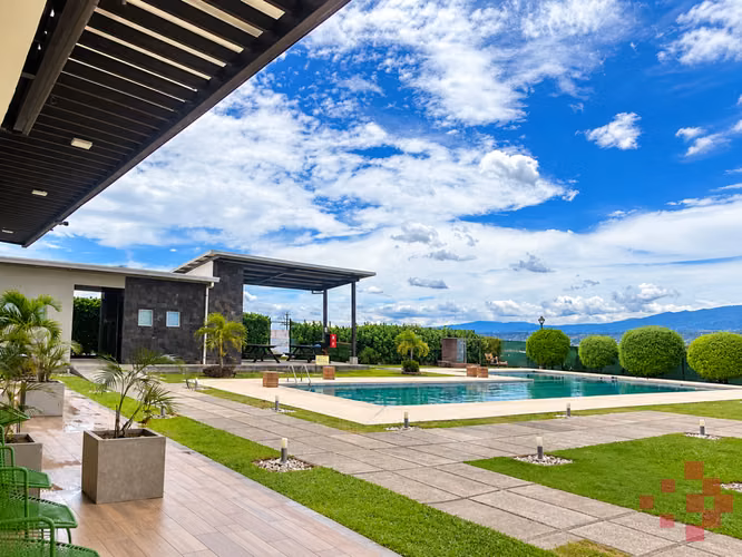 APARTAMENTO EN VENTA , HEREDIA, SANTA VERDE. OPORTUNIDAD DE INVERSIÓN |