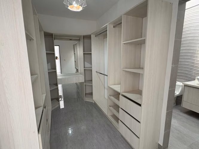 *Venta de Casa de Lujo en Condominio Tipo Resort en Tres Ríos - Imagen 18
