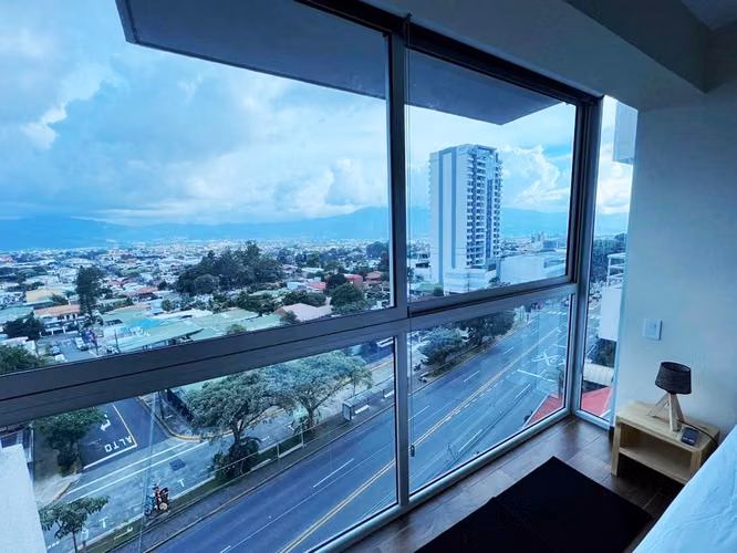 VENTA DE APARTAMENTO TIPO ESTUDIO ( con división ) en los Yoses - Imagen 15