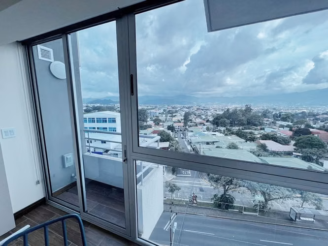 VENTA DE APARTAMENTO TIPO ESTUDIO ( con división ) en los Yoses - Imagen 16