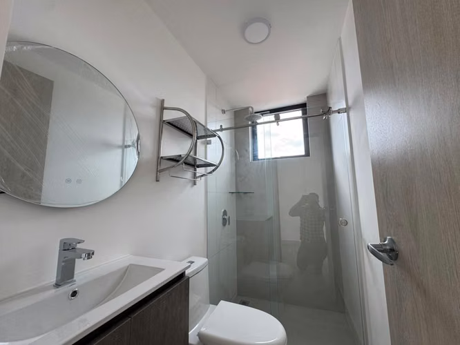 Alquiler de Apartamento Sky House, Piso 6.