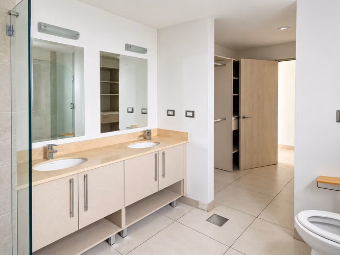 Alquiler Casa 3 Hab + Oficina en Santa Ana, Puerta del Sol - Imagen 7