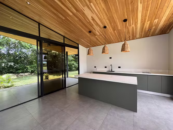 Venta de propiedad con dos módulos independientes, en condominio en La Fortuna. - Imagen 4