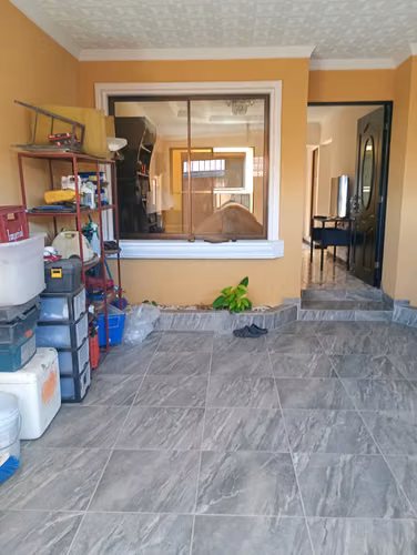 SE VENDE CASA EN RESIDENCIAL DESAMPARADOS DE ALAJUELA - Imagen 2