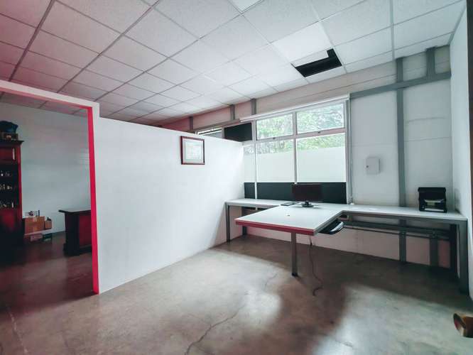 Brasil- Ofibodega- 210mt + 214mt de mezzanine- Oficinas - Imagen 4