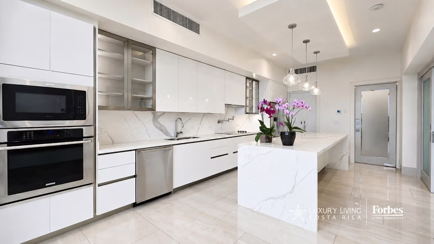 21520 - Apartamento de lujo de 3 hab + espacio flex con baño completo en Solaris - Imagen 9