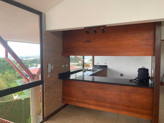 Se alquila apartamento: !Elegancia, Espacio y Trabajo desde Casa! - Imagen 5