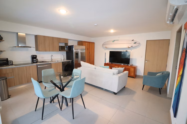 MODERNO CONDOMINIO “NUEVO” TURN-KEY EN VIVA JACÓ-RM