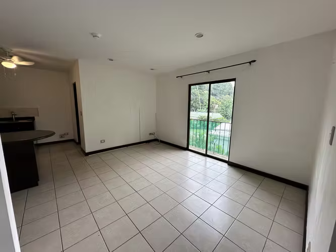 Apartamento en Ciudad Colón - Imagen 2
