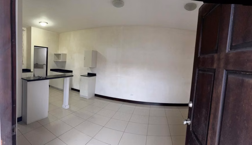 Amplio apartamento de 2 dormitorios | 110 m² | $1,100 - Imagen 4