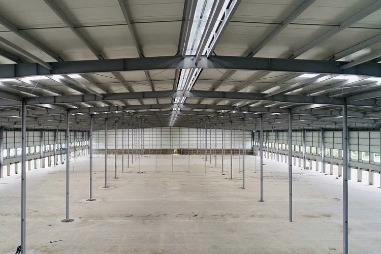 ALQUILA BODEGA EN EL COYOL DE ALAJUELA USO INDUSTRIAL 4.800 m2