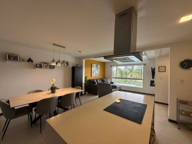 ALQUILER DE APARTAMENTO EN CONDOMINIO EN ESCAZÚ