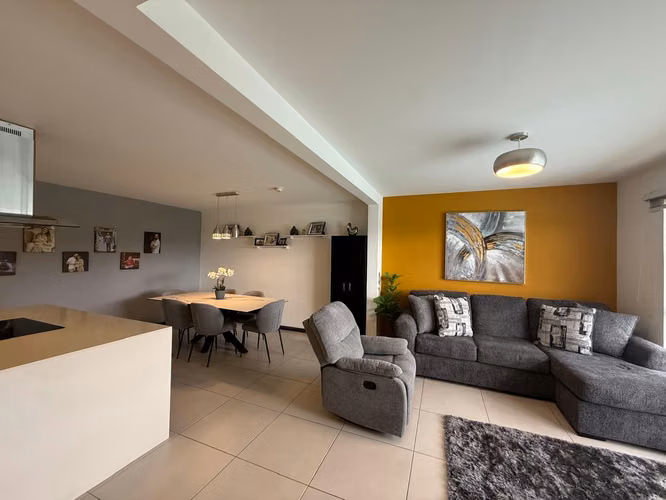 ALQUILER DE APARTAMENTO EN CONDOMINIO EN ESCAZÚ