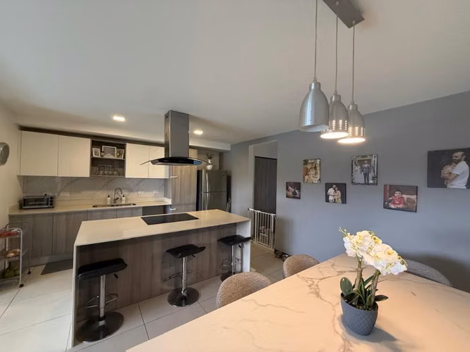 ALQUILER DE APARTAMENTO EN CONDOMINIO EN ESCAZÚ