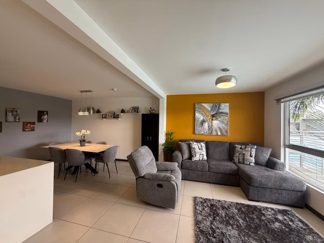 ALQUILER DE APARTAMENTO EN CONDOMINIO EN ESCAZÚ