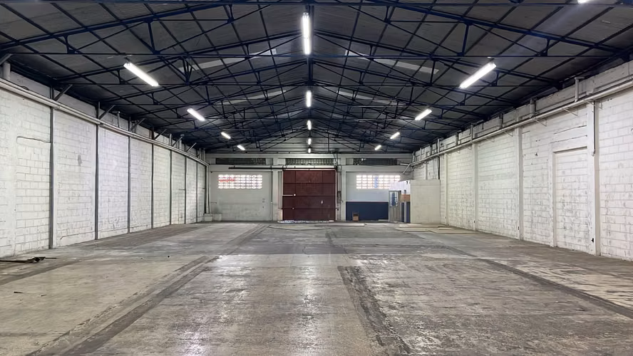 AQUILA BODEGA INDEPENDIENTE EN SAN JOSE USO COMERCIAL 631 m2 - Imagen 4