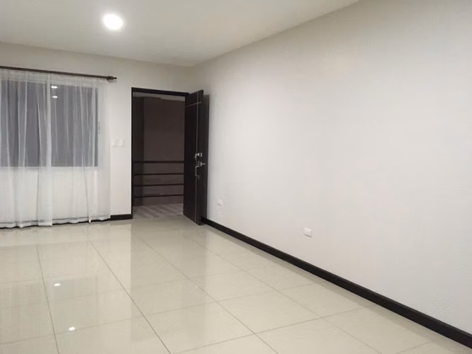 Alquiler de apartamento 2 habitaciones en segunda planta, San Joaquin de Heredia - Imagen 11