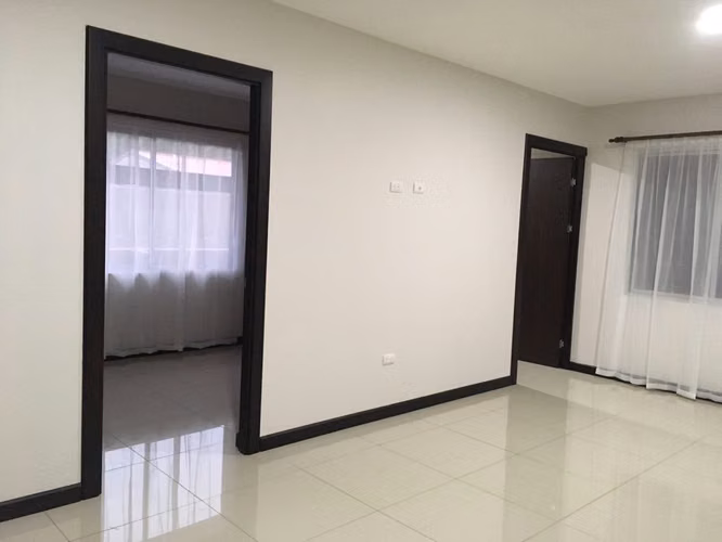 Alquiler de apartamento 2 habitaciones en segunda planta, San Joaquin de Heredia - Imagen 14
