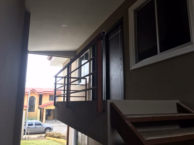 Alquiler de apartamento 2 habitaciones en segunda planta, San Joaquin de Heredia - Imagen 16