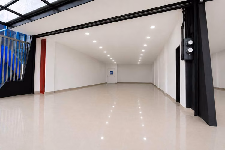 Espectacular local comercial en alquiler en Avenida 10 - Imagen 5
