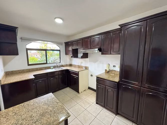 Venta de casa en condominio en Jaboncillo - Imagen 10