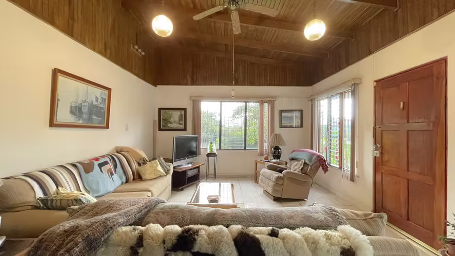 Casa en venta en Escazu con lote esquinero de 352 m² - Imagen 10