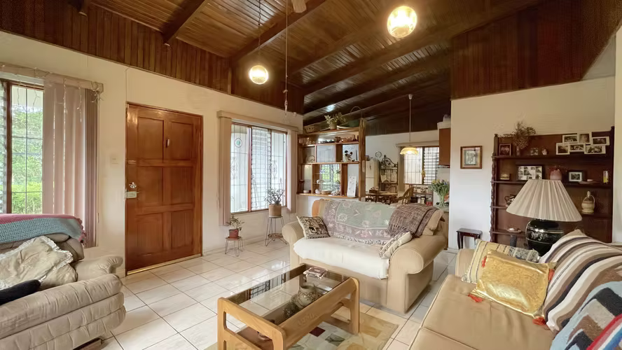 Casa en venta en Escazu con lote esquinero de 352 m² - Imagen 7